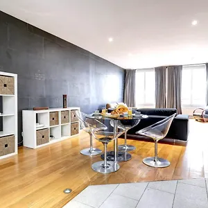Apartment Montorgueil Quarter, Paris