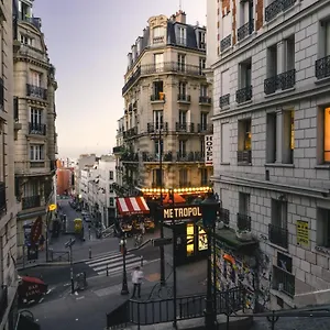 Apartment La Madeleine Private Studio, Paris